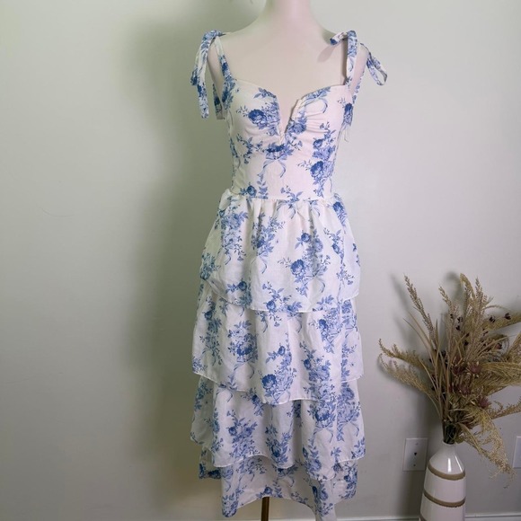 Crystal Doll Dresses & Skirts - Crystal Doll Blue White Floral Tie-Strap Tiered Midi Dress - Size Medium